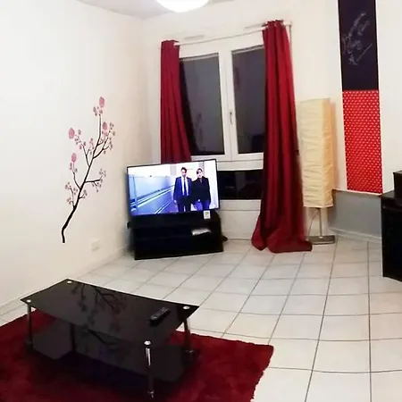Studio In A Private Building With Parking Lägenhet Lyon